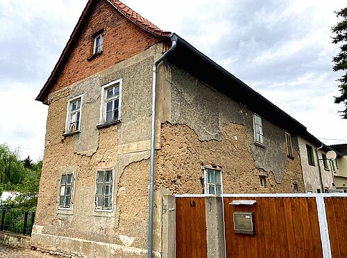 Entwurf eines Merkblattes für die Sanierung von Massivlehmbauten
